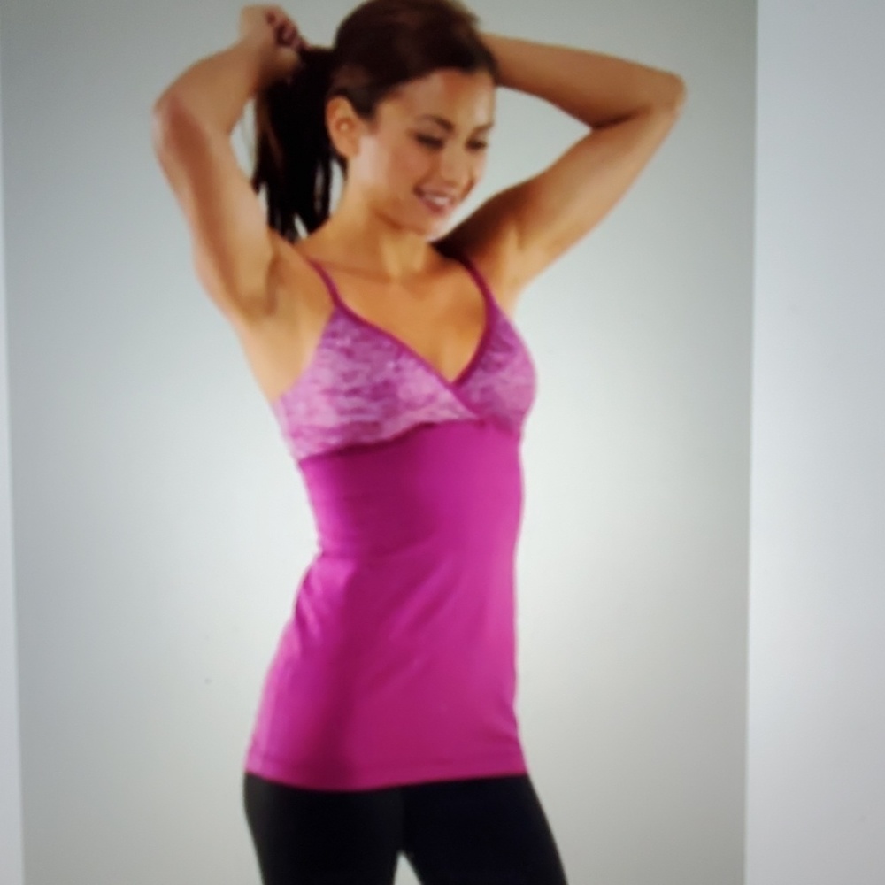 Lululemon nwt embrace the tank, tank top
